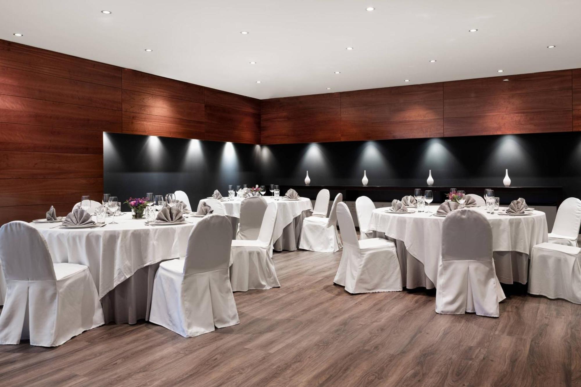 Ac Hotel A Coruna By Marriott Εξωτερικό φωτογραφία
